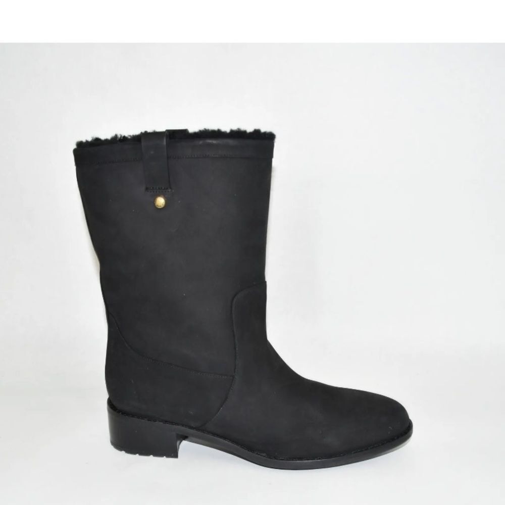 Cole Haan Grand OS size 7B Black leather‎ boots -excellent condition waterproof